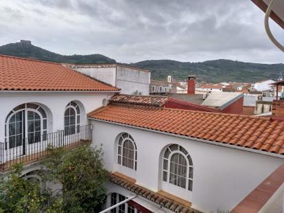 Hostal Restaurante Pacos Herrera del Duque Exterior foto